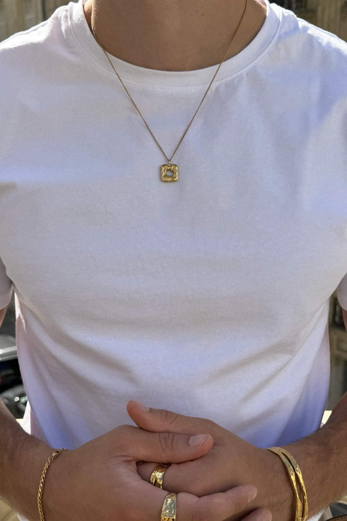 ouverture necklace gold