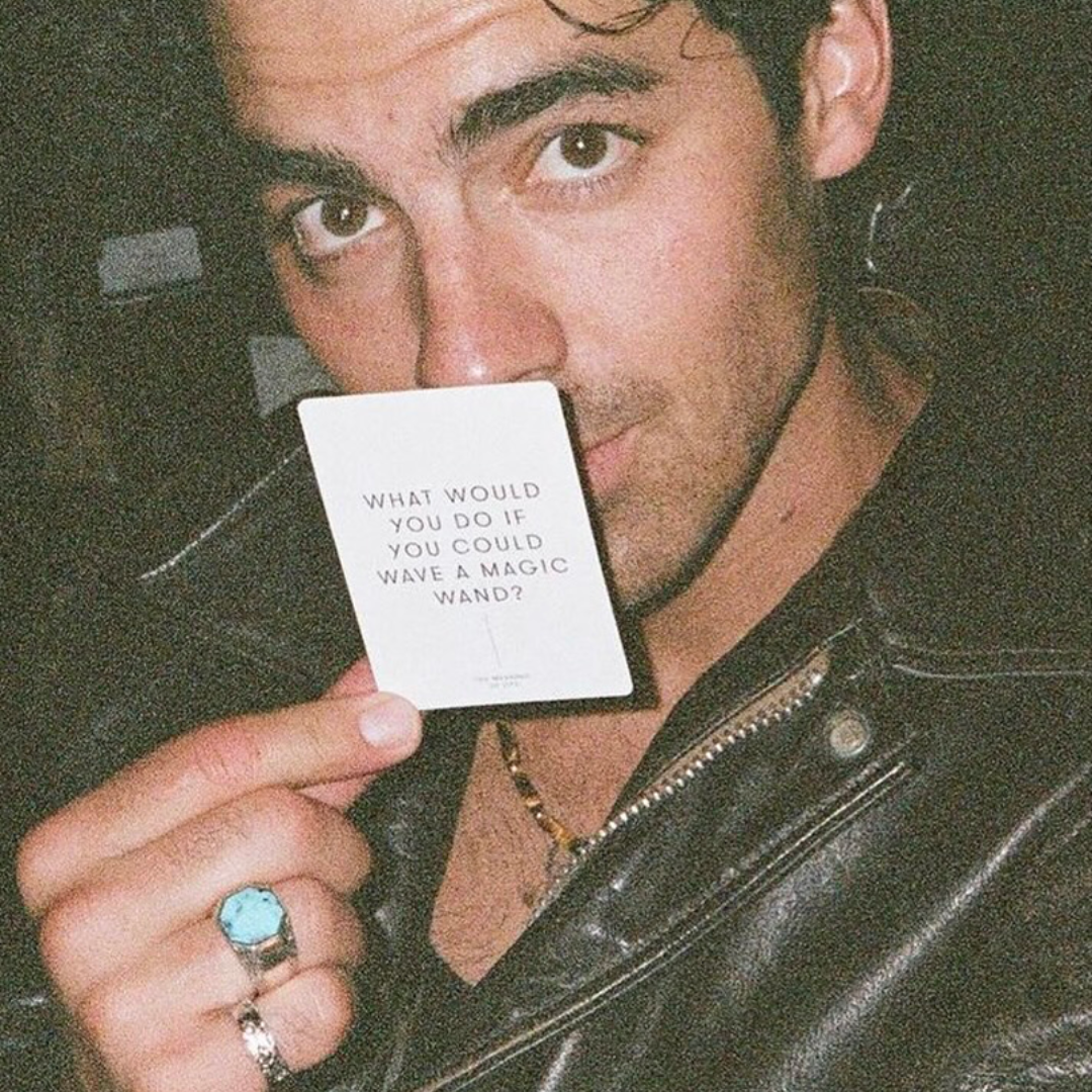 Joe Jonas selfie wearing authentique ring from monateo jewelry