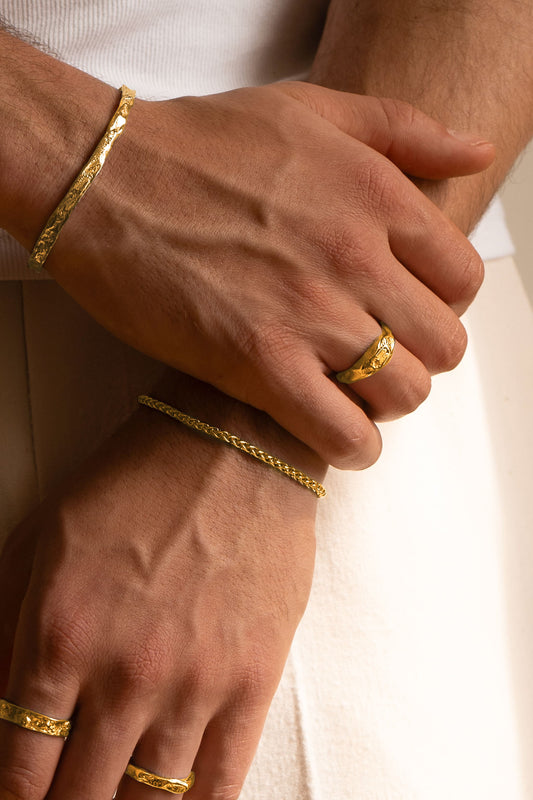 insolite ring-9-monateo