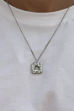 ouverture necklace silver